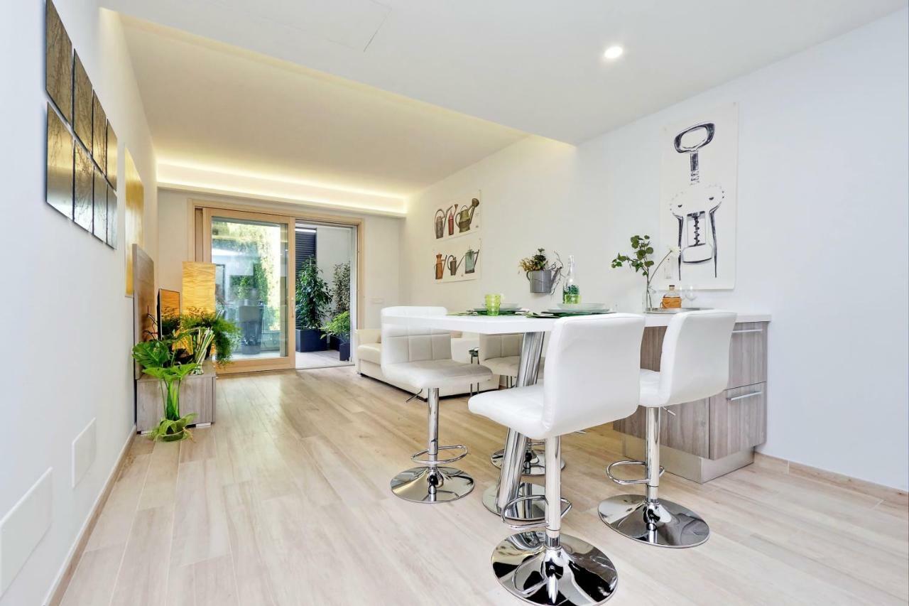 Green Terraced Apartment. 3 Stops From Colosseum Exterior photo